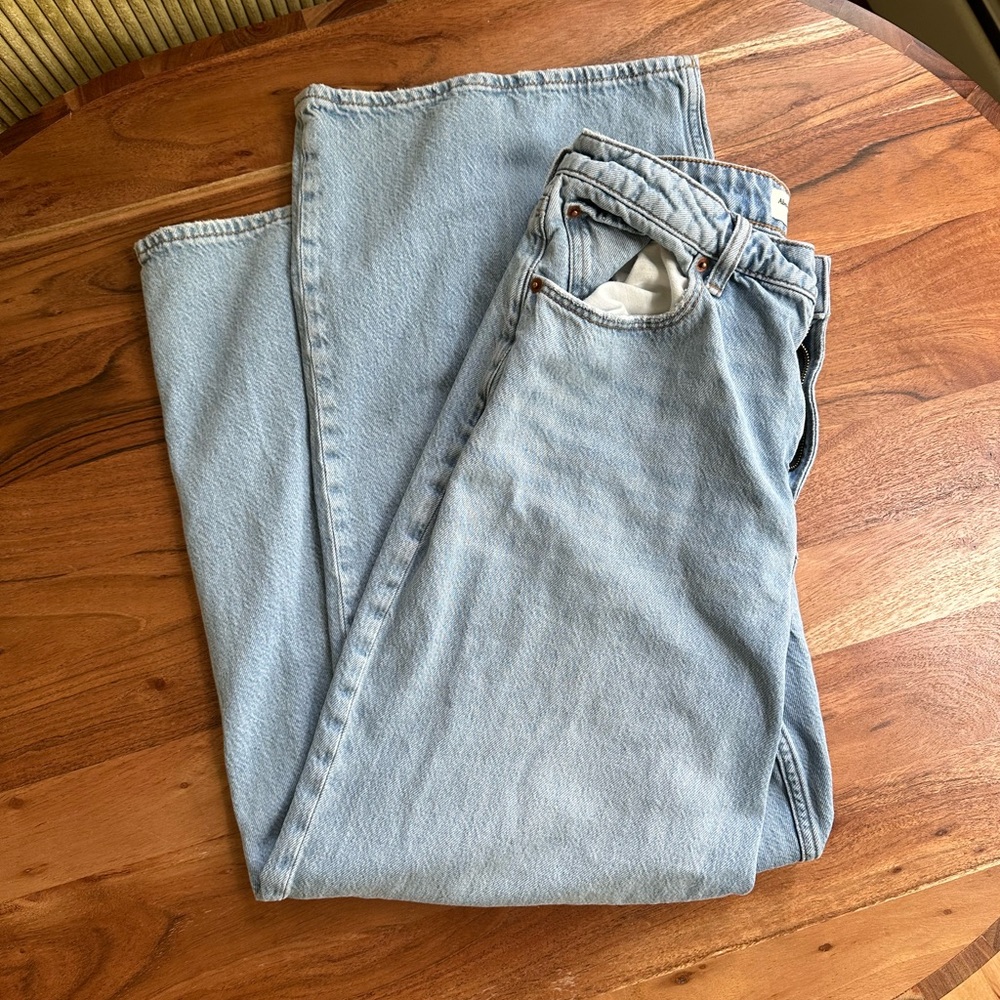 Abercrombie & Fitch the Wide Leg high rise 28/6 S curve love